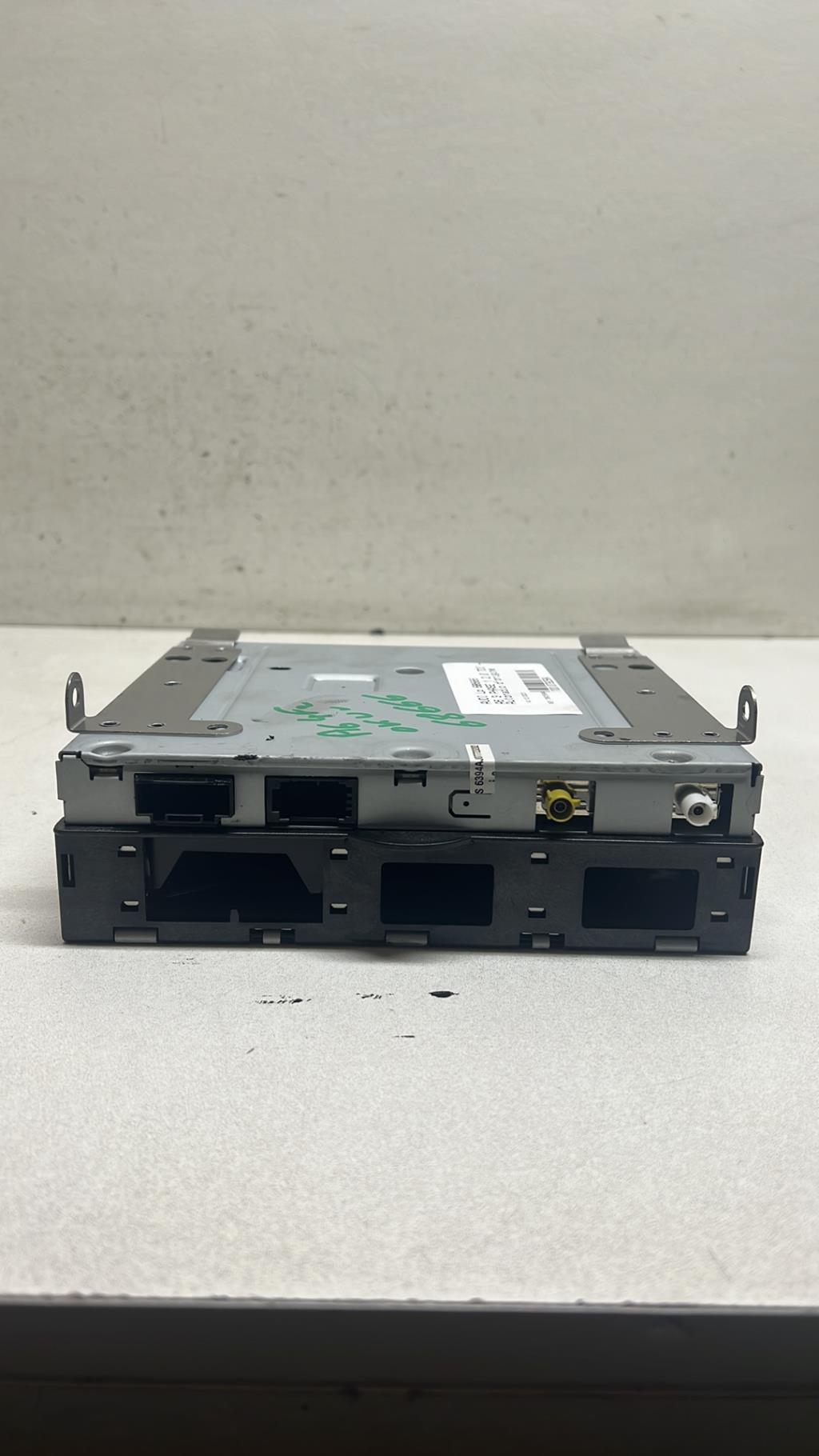 Autoradio d'origine AUDI A6 3 PHASE 1 Diesel - 1