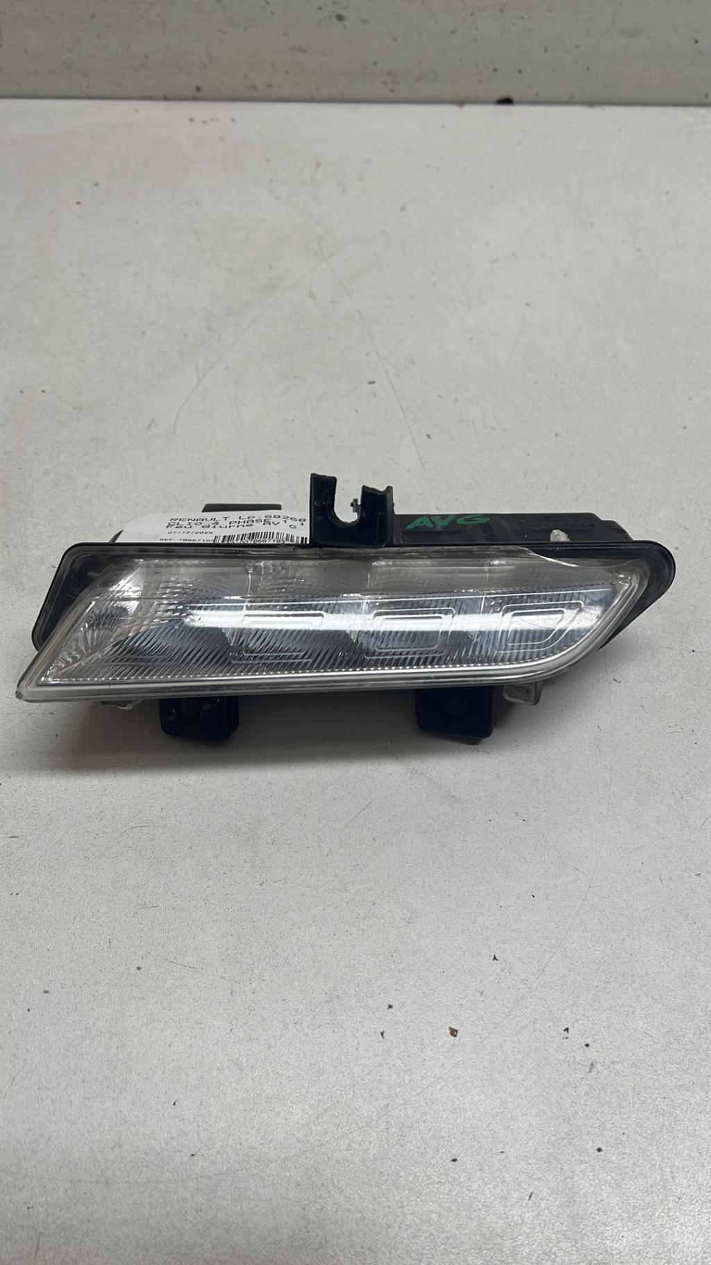 Feu diurne avant gauche RENAULT CLIO 4 PHASE 1 Diesel - 1