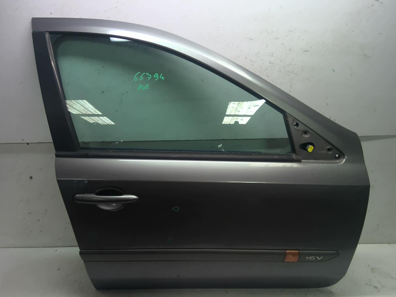 Porte avant droit RENAULT LAGUNA 2 PHASE 1 BREAK Essence - 1