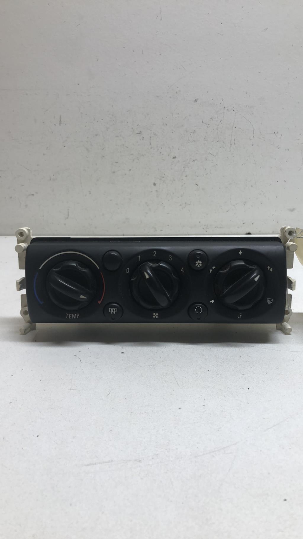 Commande chauffage MINI MINI 1 R50/R53 PHASE 1 Essence - 1