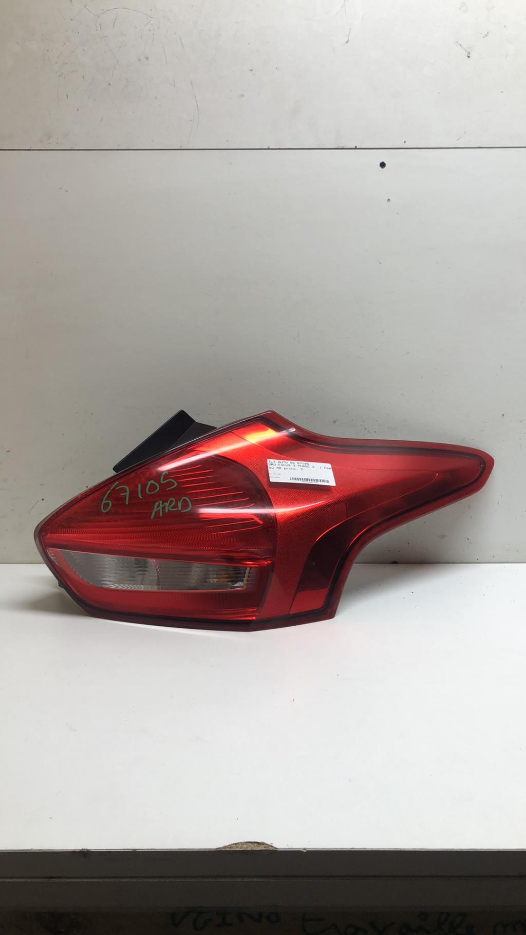 Feu arriere principal droit (feux) FORD FOCUS 3 PHASE 2 Essence - 1