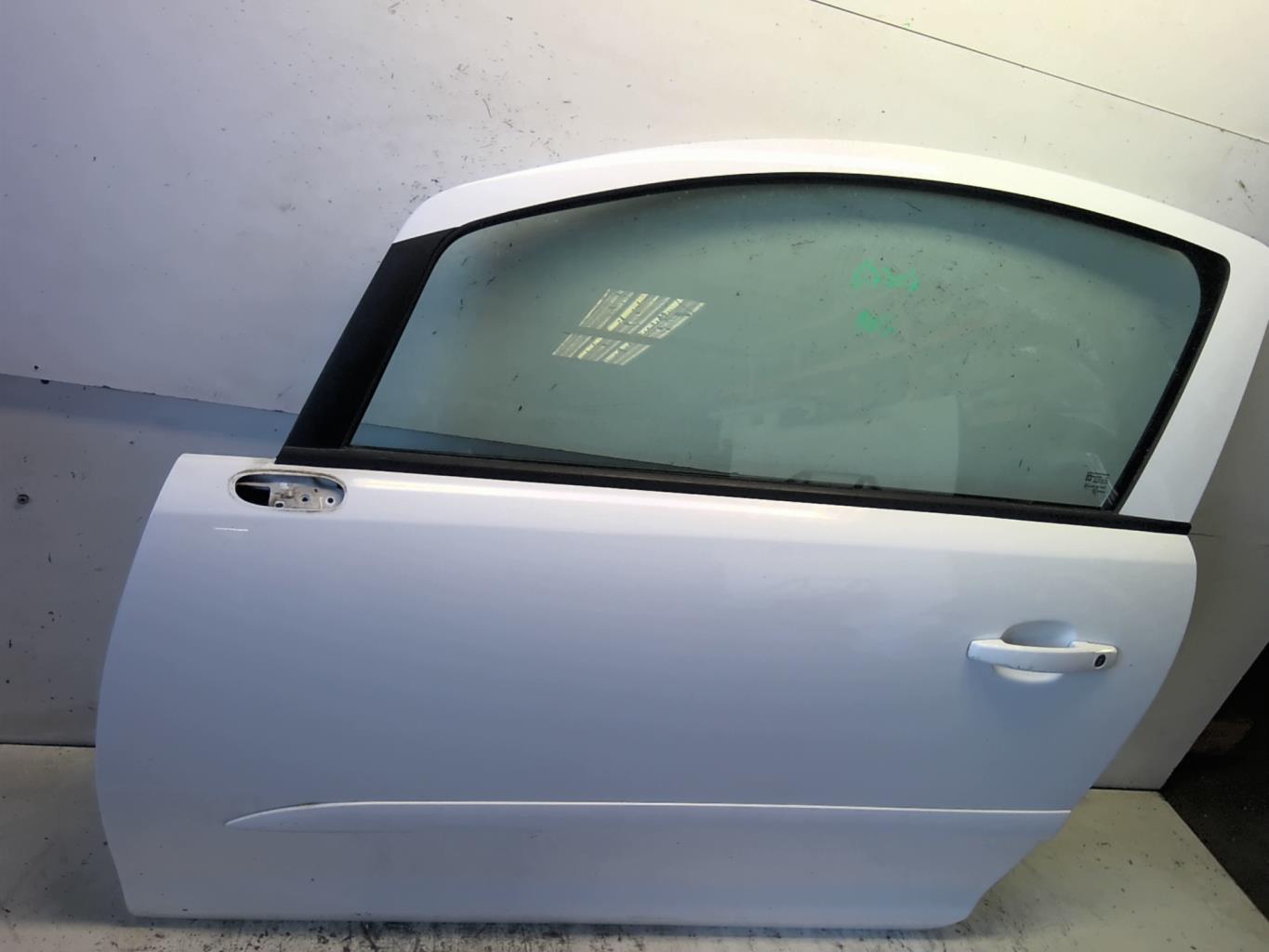 Porte avant gauche OPEL CORSA D PHASE 1 Diesel - 1