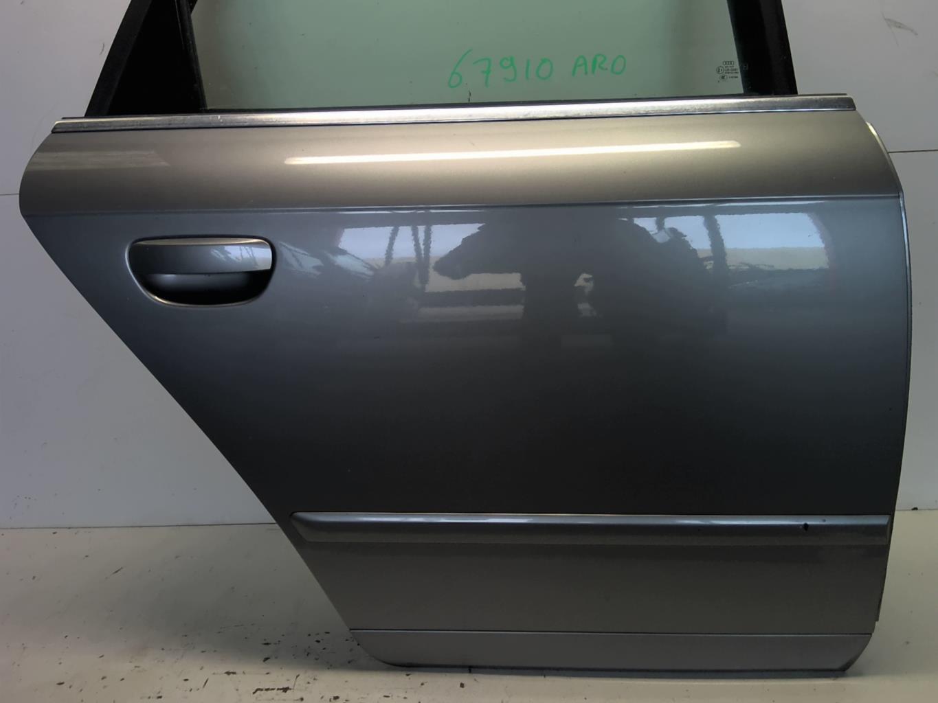Porte arriere droit AUDI A4 2 AVANT PHASE 2 BREAK Diesel - 1