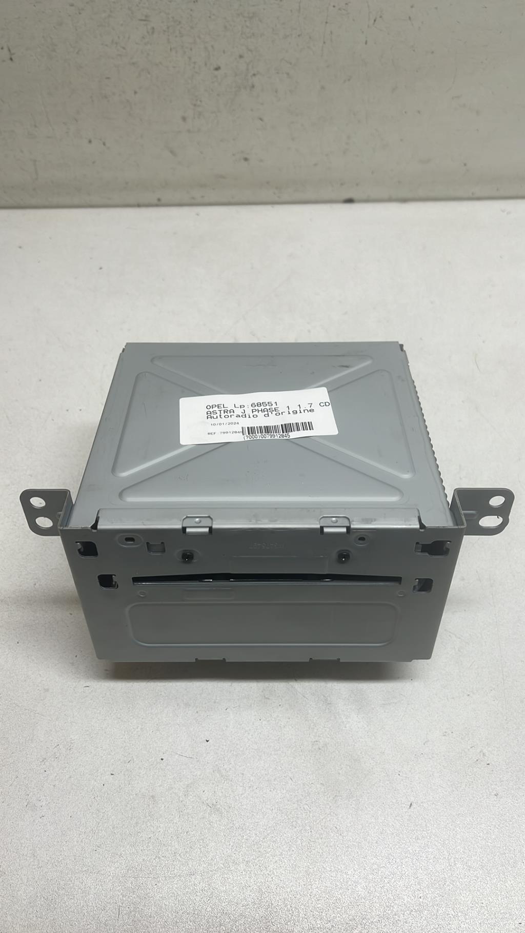 Autoradio d'origine OPEL ASTRA J PHASE 1 Diesel - 1