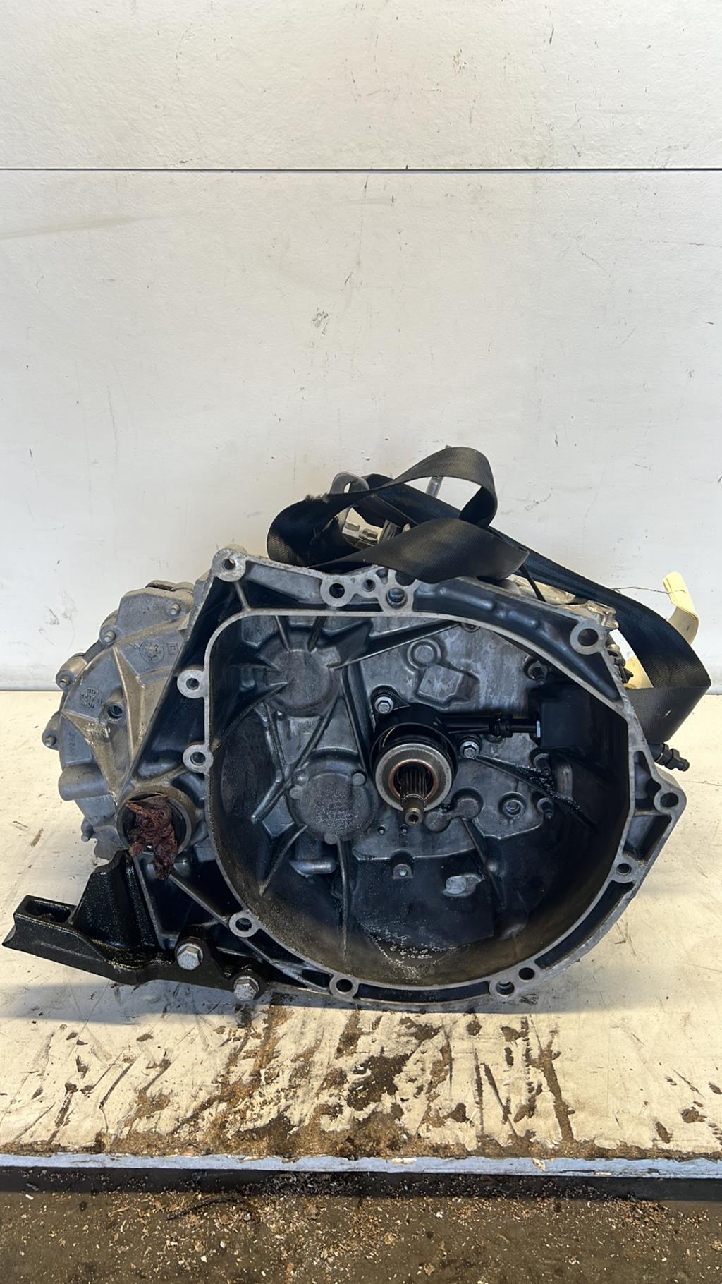 Boite de vitesses PEUGEOT 308 1 SW PHASE 1 BREAK Diesel - 1