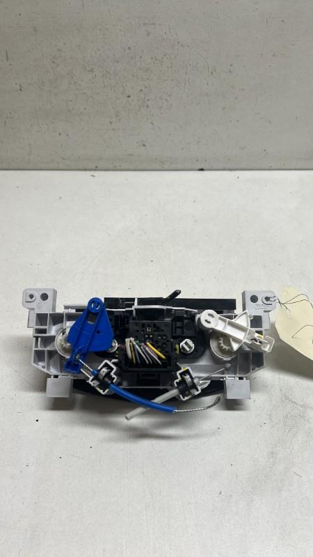 Commande chauffage DACIA DUSTER 1 PHASE 2 Diesel - 1