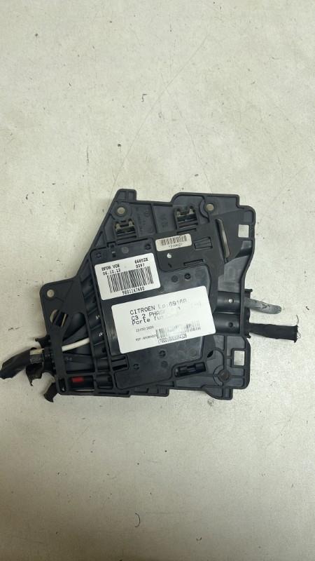 Porte fusible CITROEN C3 2 PHASE 1 Diesel - 1