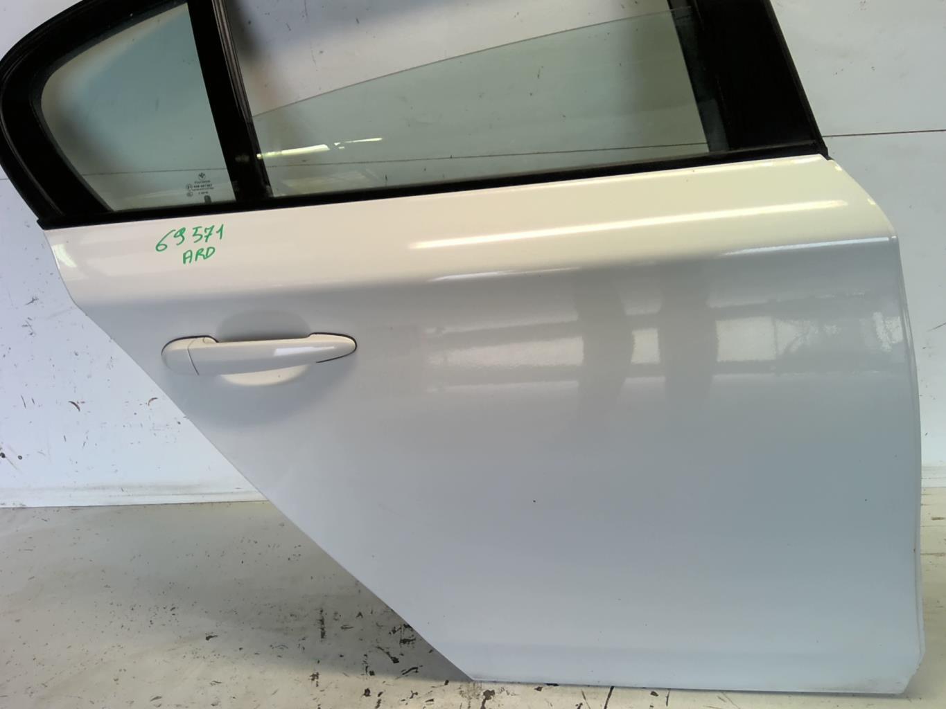 Porte arriere droit BMW SERIE 1 E87 PHASE 2 Diesel - 1