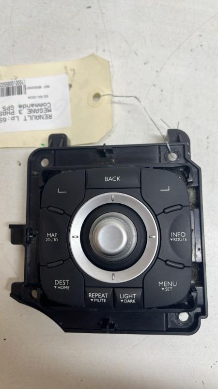 Commande GPS RENAULT MEGANE 3 PHASE 1 Diesel - 1