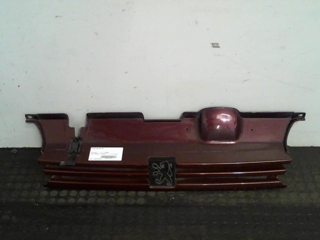 Calandre PEUGEOT 405 PHASE 2 BREAK Diesel - 1