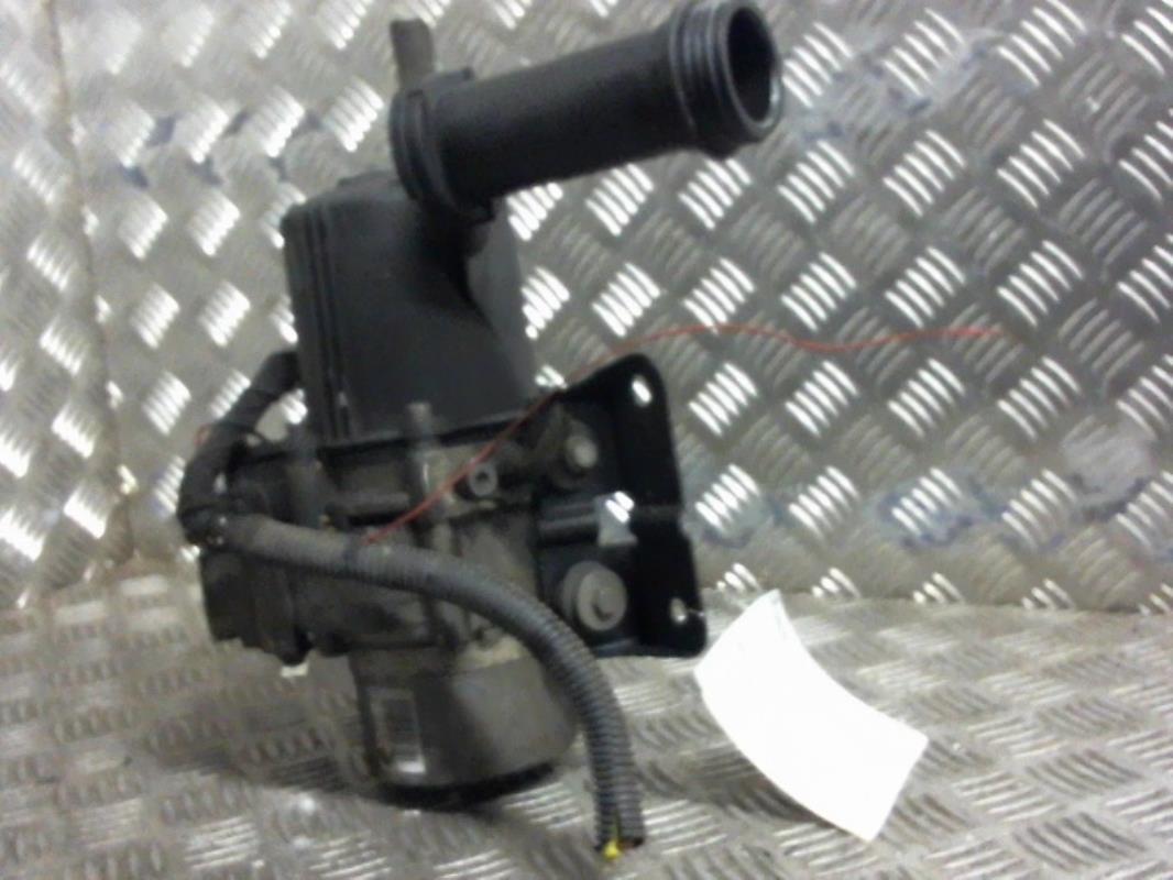 Pompe de direction PEUGEOT 307  - 1