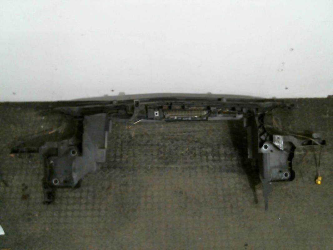 Face avant RENAULT MEGANE 2 PHASE 1 Diesel - 1