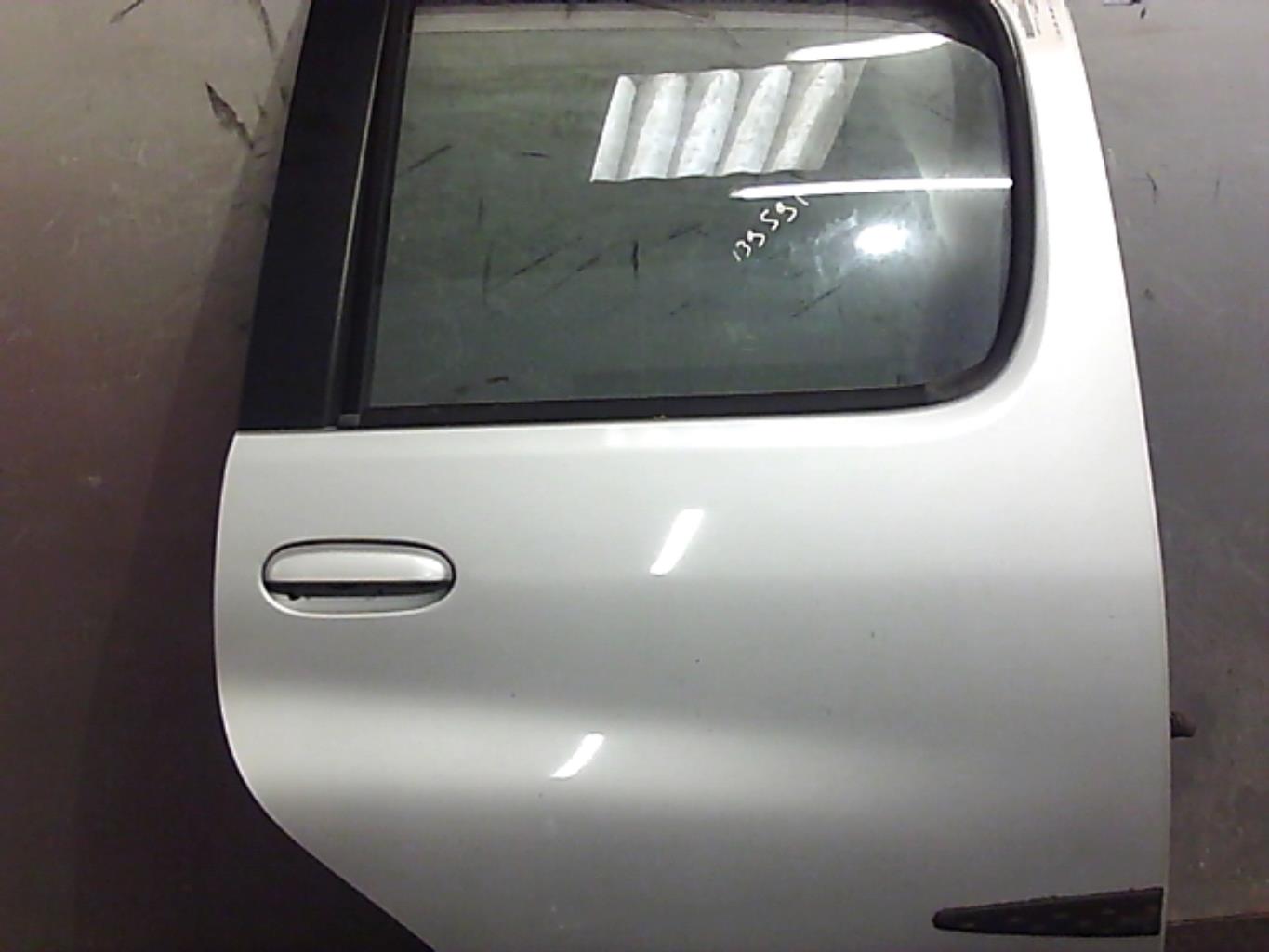 Portiera posteriore destra TOYOTA YARIS VERSO PHASE 1 Diésel - 1