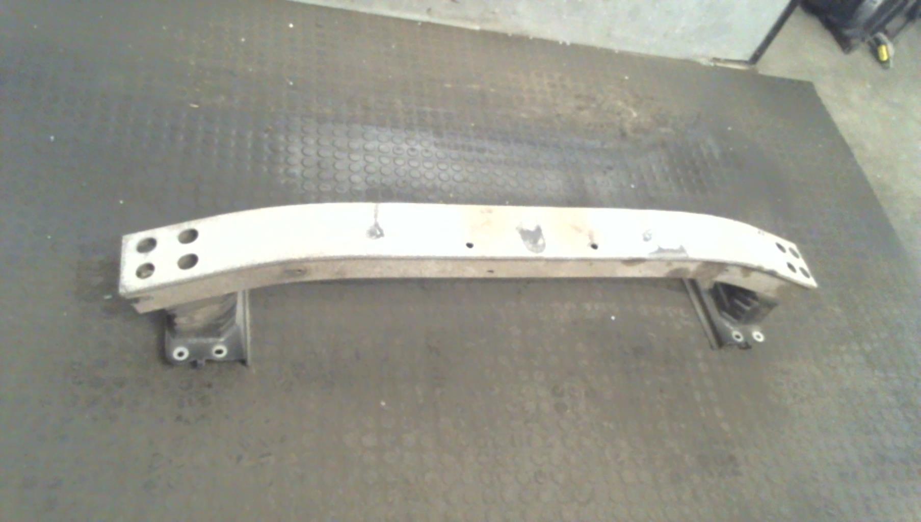 Traversa rinforzo paraurti anteriore TOYOTA COROLLA VERSO 2 PHASE 1 Diésel - 1