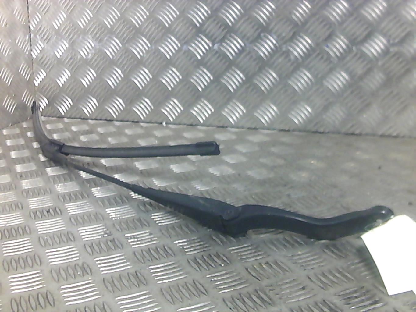 Braccio tergicristallo anteriore sinistro OPEL CORSA D PHASE 1 Diésel - 1