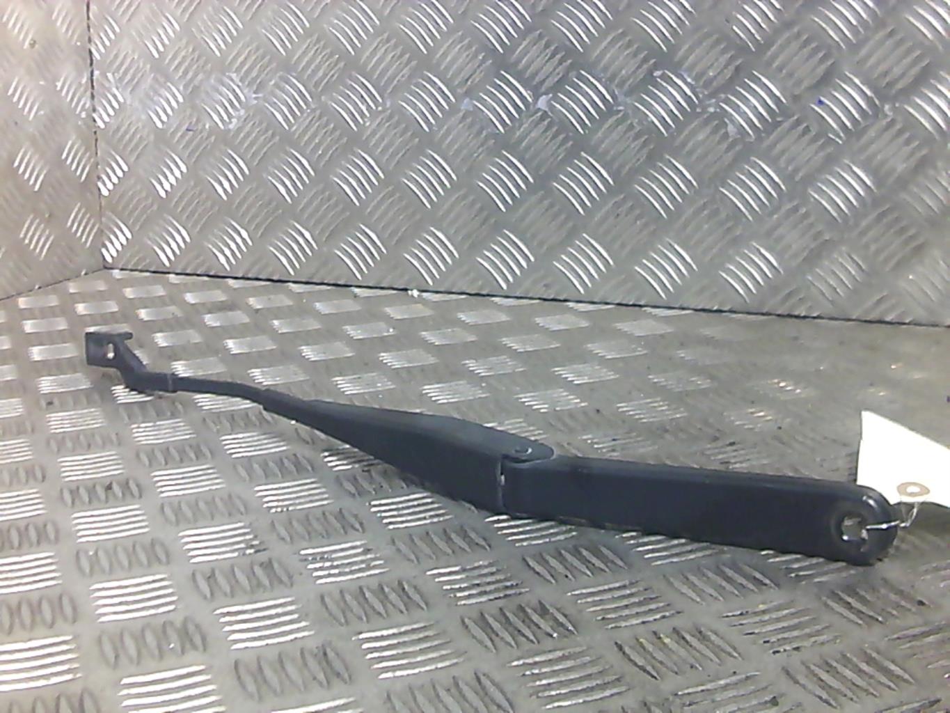 Braccio tergicristallo anteriore sinistro FORD FIESTA 6 PHASE 1 Diésel - 1