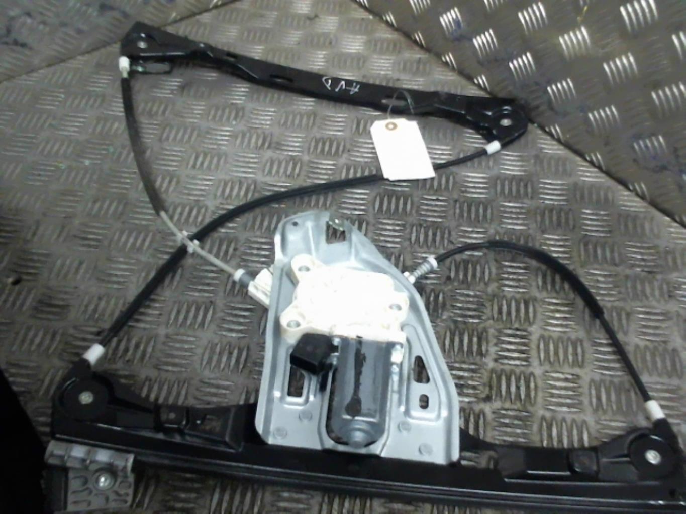 Alzacristalli elettrico anteriore destro MERCEDES CLASSE C 203 COUPE SPORT PHASE 2 Diésel - 1