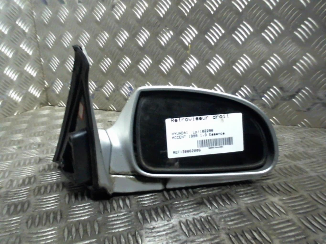 Retrovisor derecho HYUNDAI ACCENT 1 Gasolina - 1
