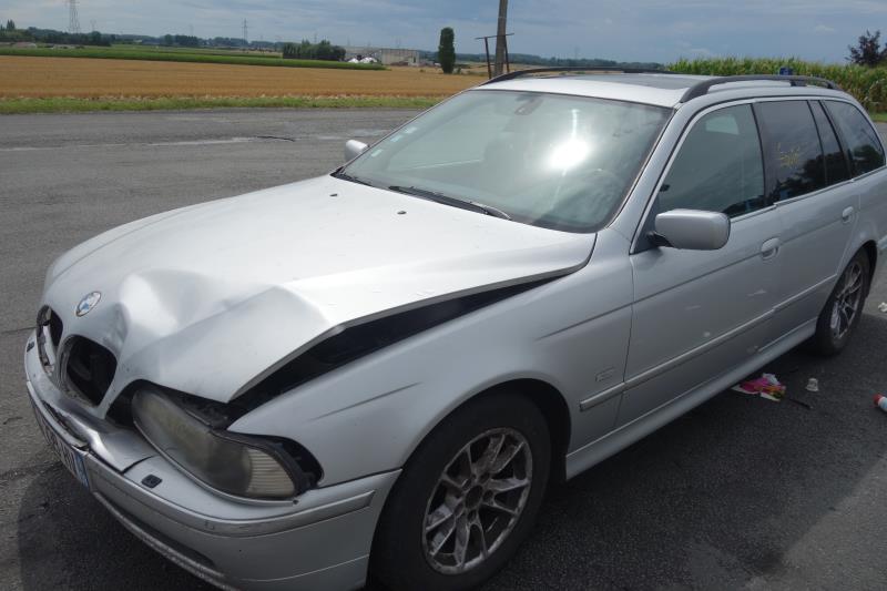 Plage arriere BMW SERIE 5 E39 TOURING PHASE 2 BREAK Diesel - 1