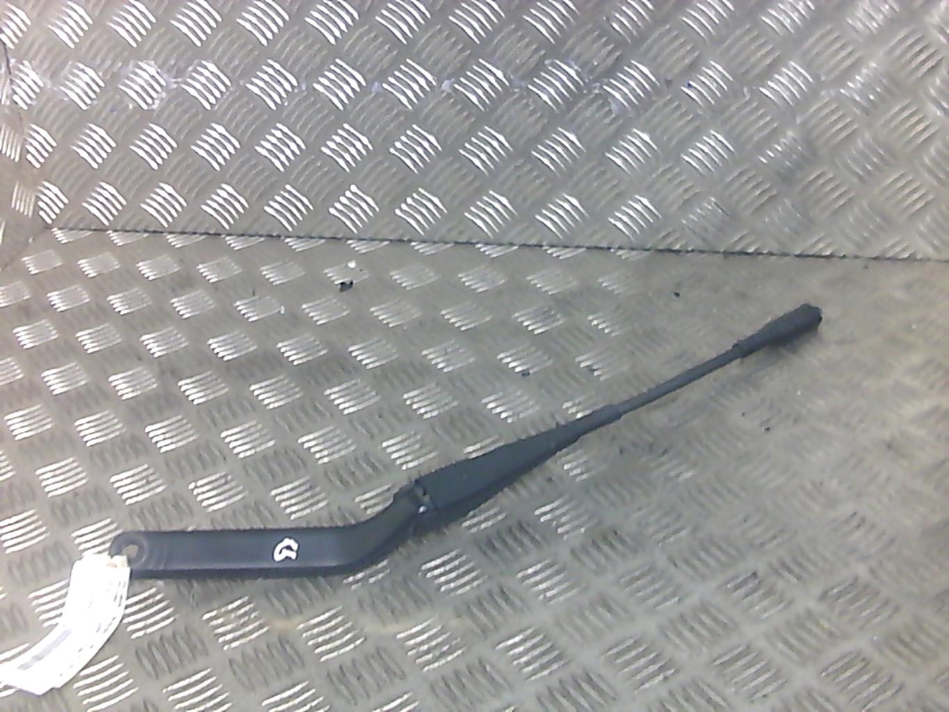 Braccio tergicristallo anteriore sinistro BMW SERIE 1 E87 PHASE 2 Diésel - 1