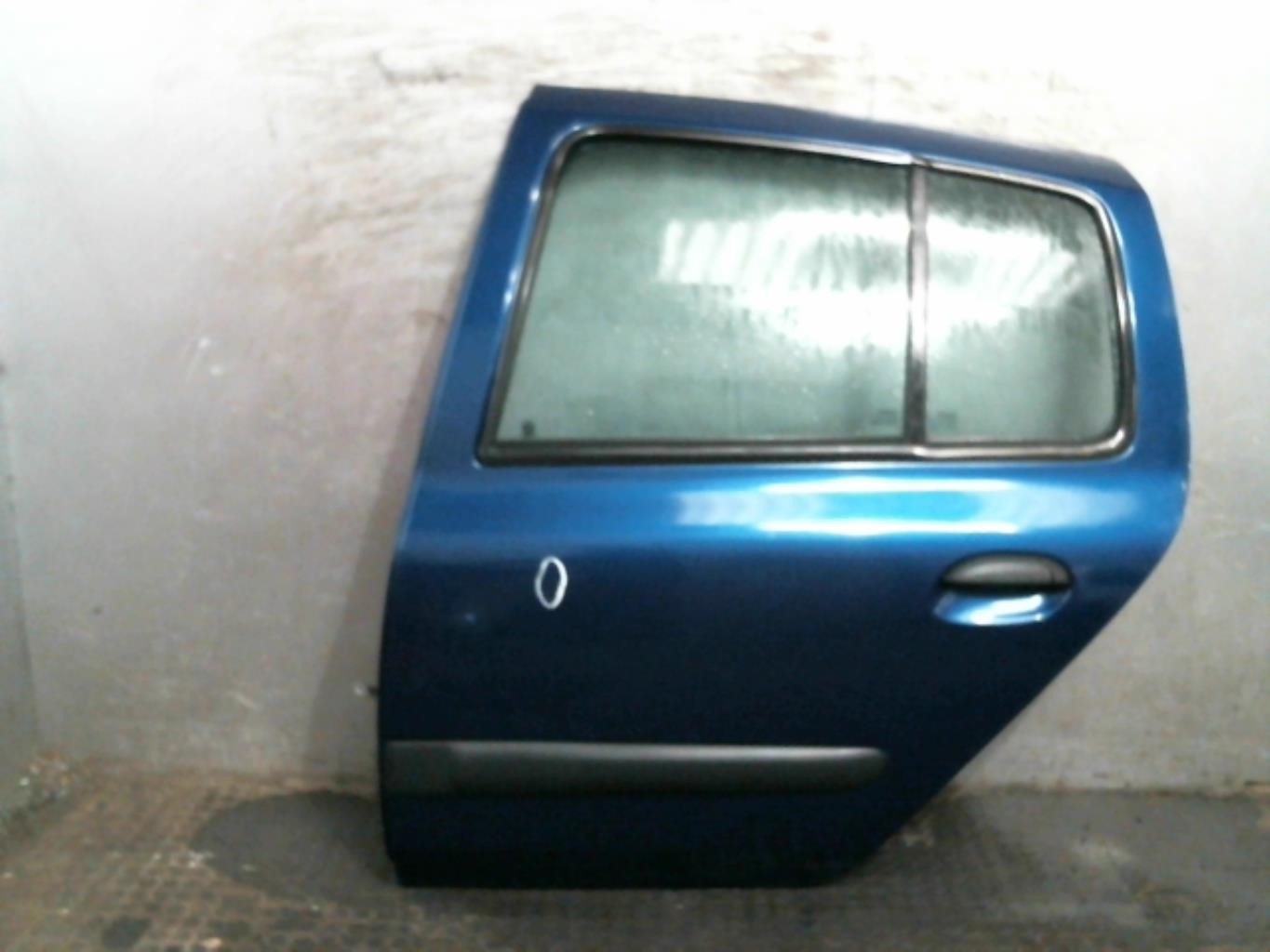 Puerta trasera izquierda RENAULT CLIO 2 PHASE 2 Diésel - 1
