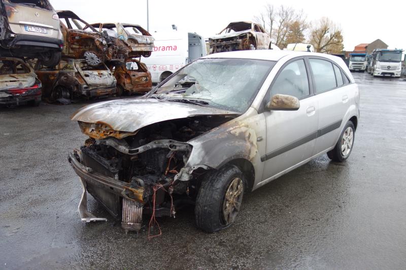 Plage arriere KIA RIO 2 PHASE 1 Diesel - 1