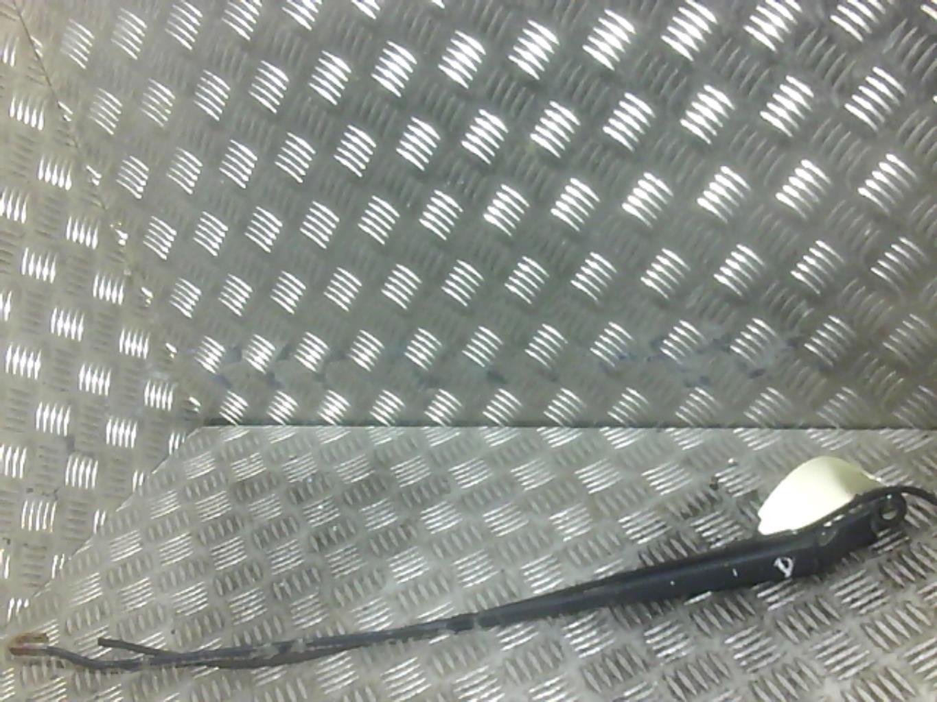 Braccio tergicristallo anteriore destro MERCEDES VITO 638 Diésel - 1