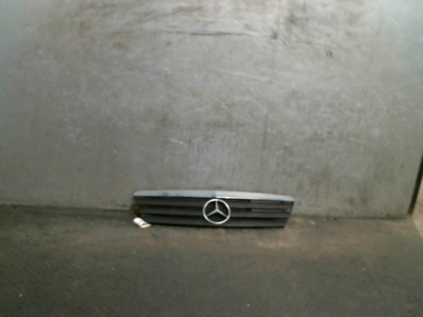 Calandre MERCEDES CLASSE A 168 PHASE 1 Diesel - 1