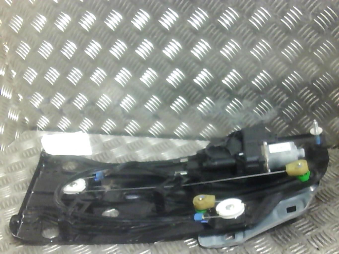 Alzacristalli elettrico posteriore sinistro PEUGEOT 308 1 PHASE 1 CABRIOLET Diésel - 1