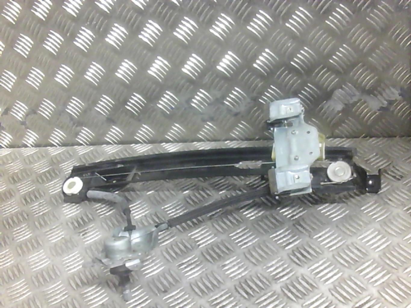 Alzacristalli manuale posteriore sinistro SEAT IBIZA 4 PHASE 1 Diésel - 1