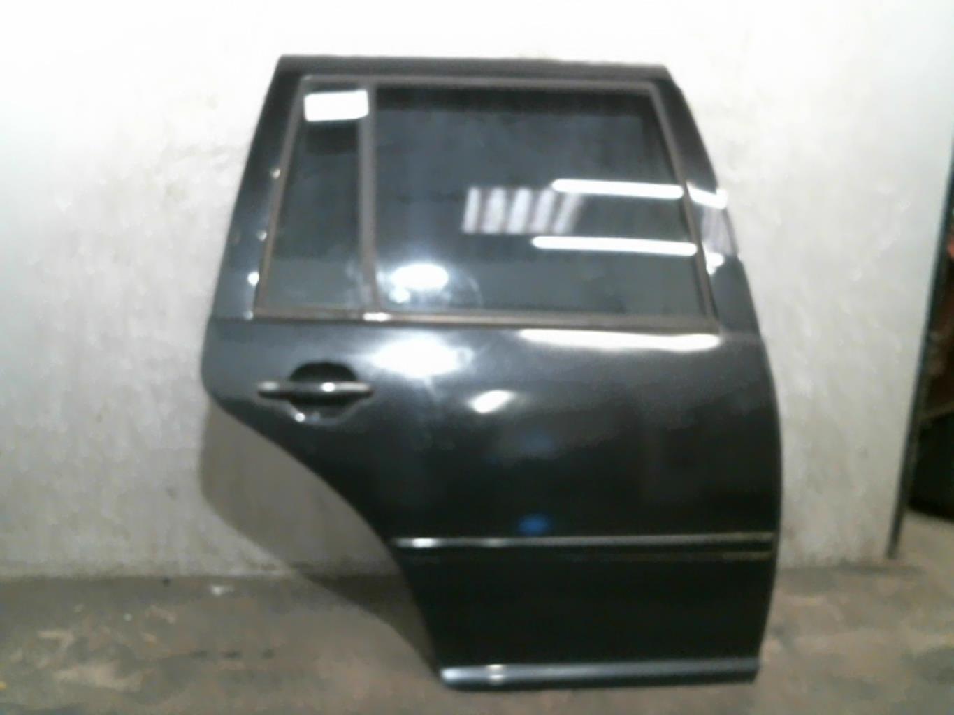 Portiera posteriore destra VOLKSWAGEN BORA BREAK Gasolina - 1