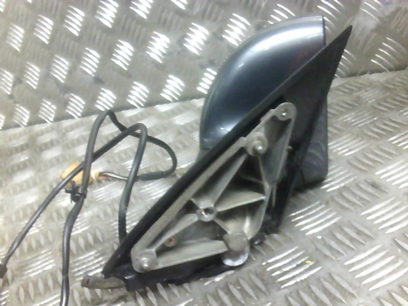 Retrovisor derecho AUDI A4 2 AVANT PHASE 1 BREAK Diésel - 1