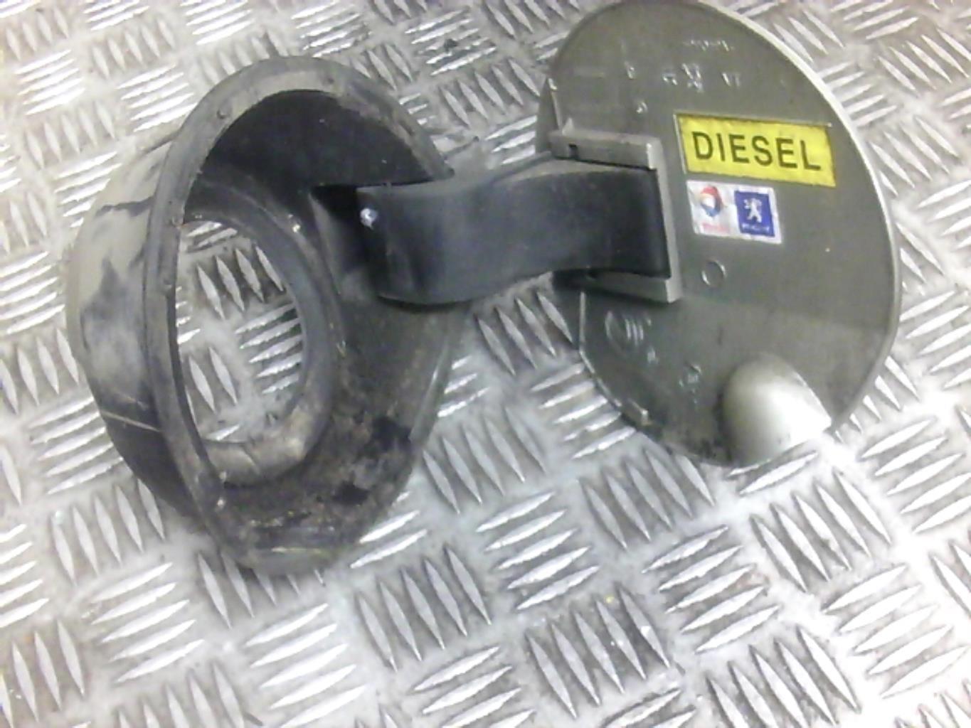 Trappe d'essence PEUGEOT 308 1 PHASE 1 Diesel - 1