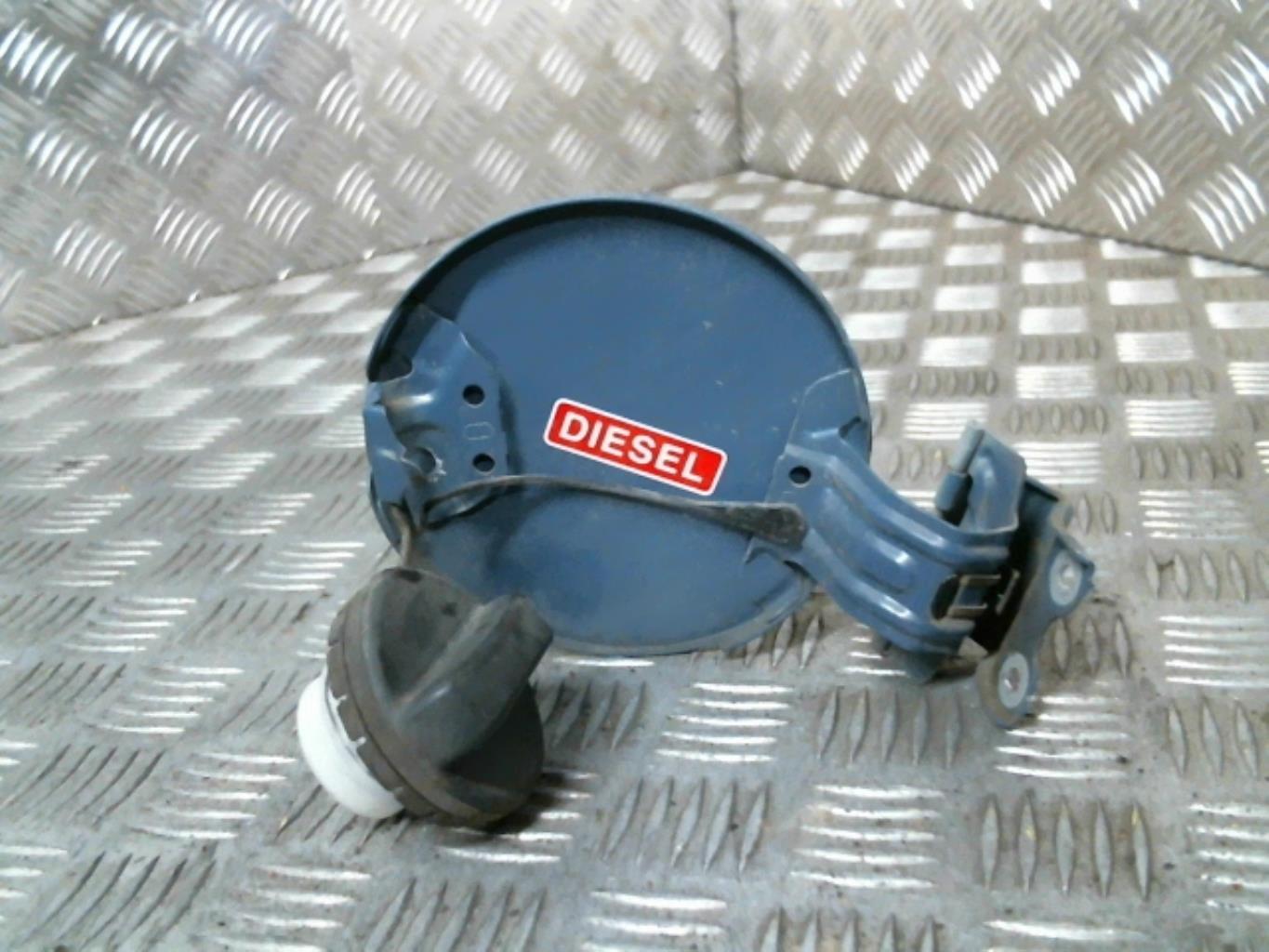 Trappe d'essence TOYOTA YARIS 2 PHASE 1 Diesel - 1