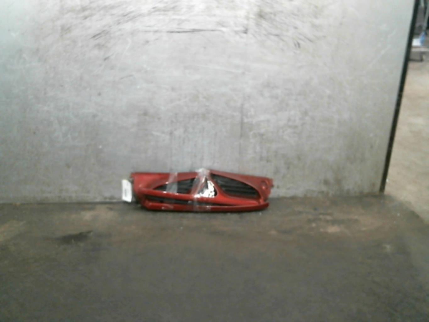 Calandre RENAULT MEGANE 1 PHASE 1 Diesel - 1