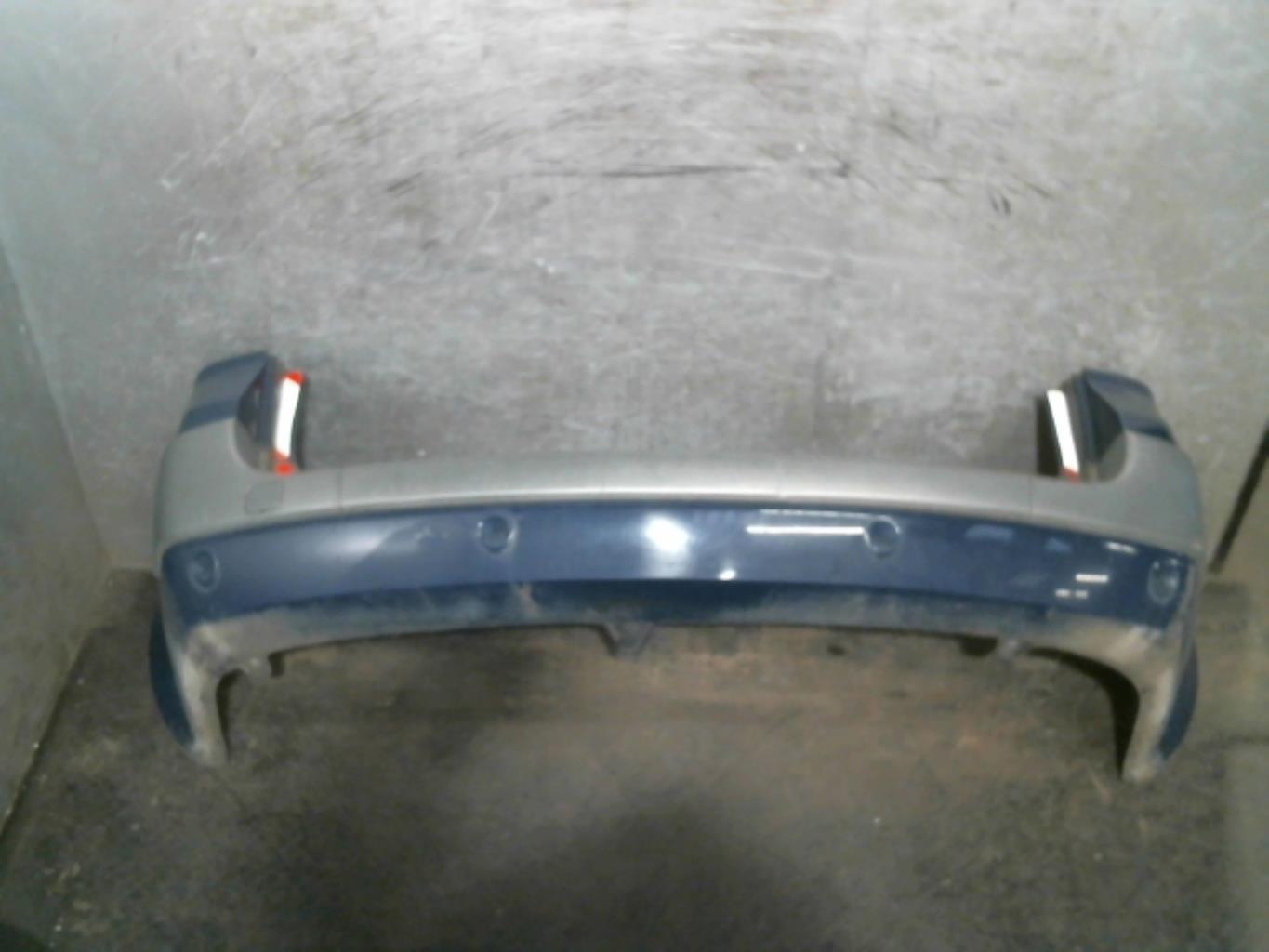 Paraurti posteriore RENAULT MEGANE 2 PHASE 2 BREAK Diésel - 1