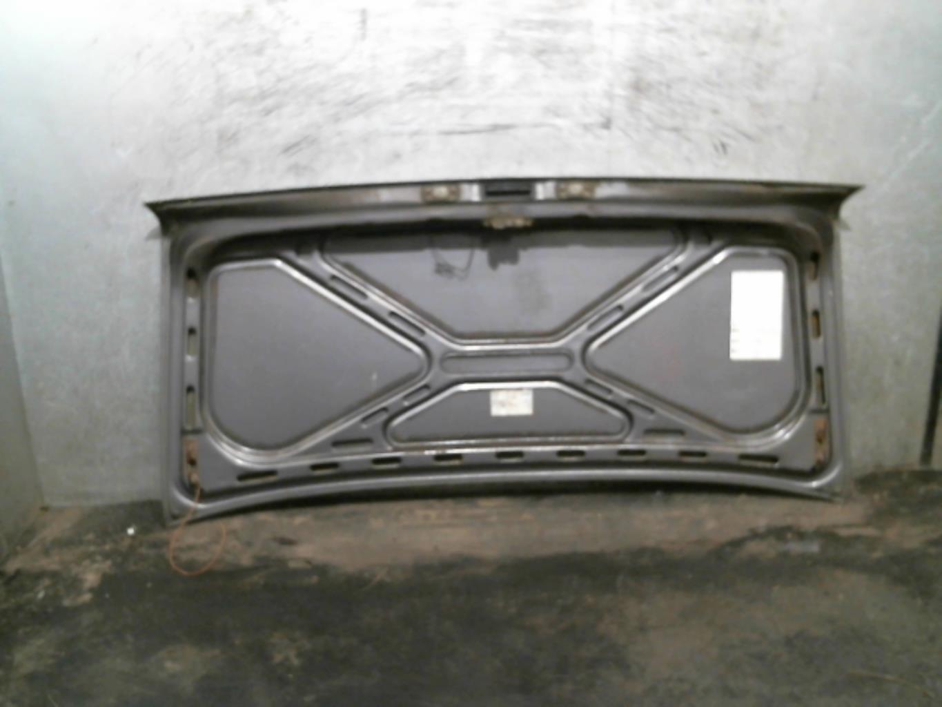 Portabagagli/Portellone posteriore AUDI 100 1 PHASE 1 BREAK Gasolina - 1