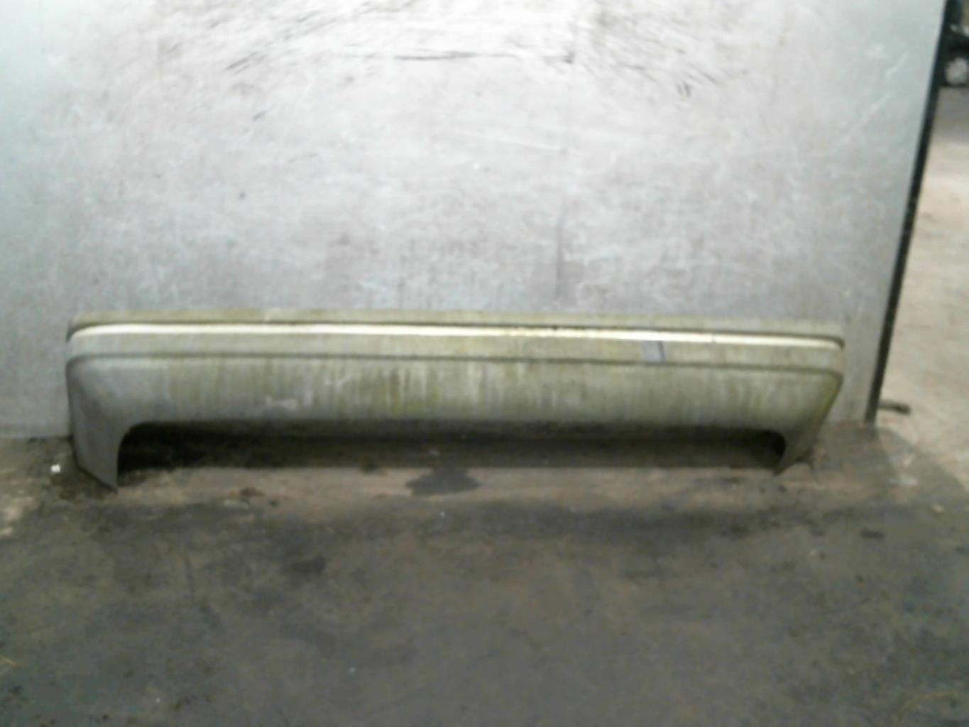Paraurti posteriore RENAULT R9 Gasolina - 1