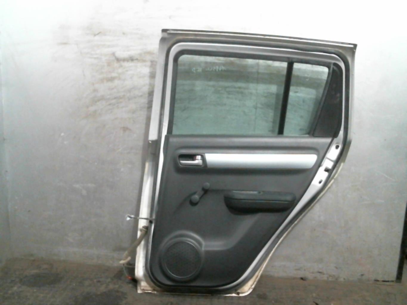 Portiera posteriore destra SUZUKI SWIFT 3 Diésel - 1