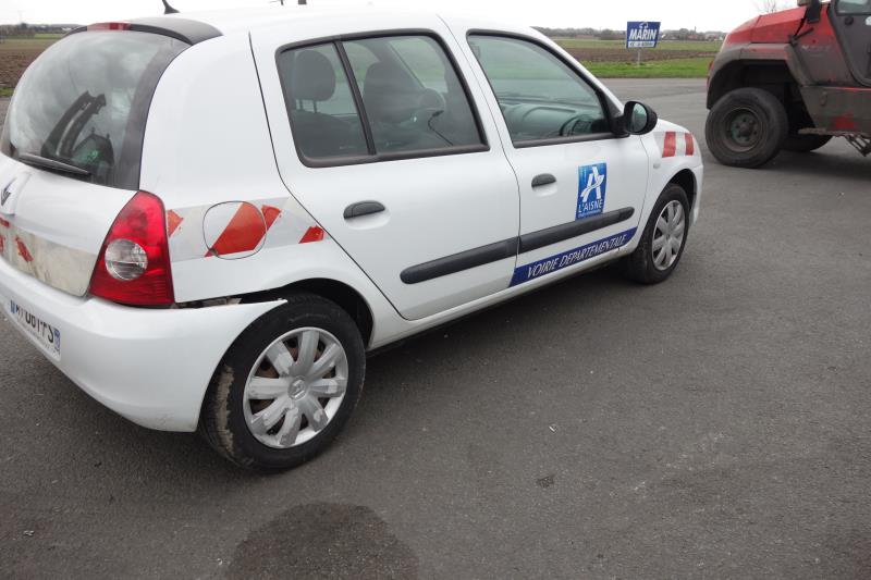 Volant RENAULT CLIO 2 CAMPUS PHASE 2 Essence - 1