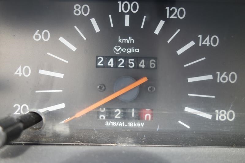 Ventanilla triangular trasera izquierda PEUGEOT 205 PHASE 2 Diésel - 1