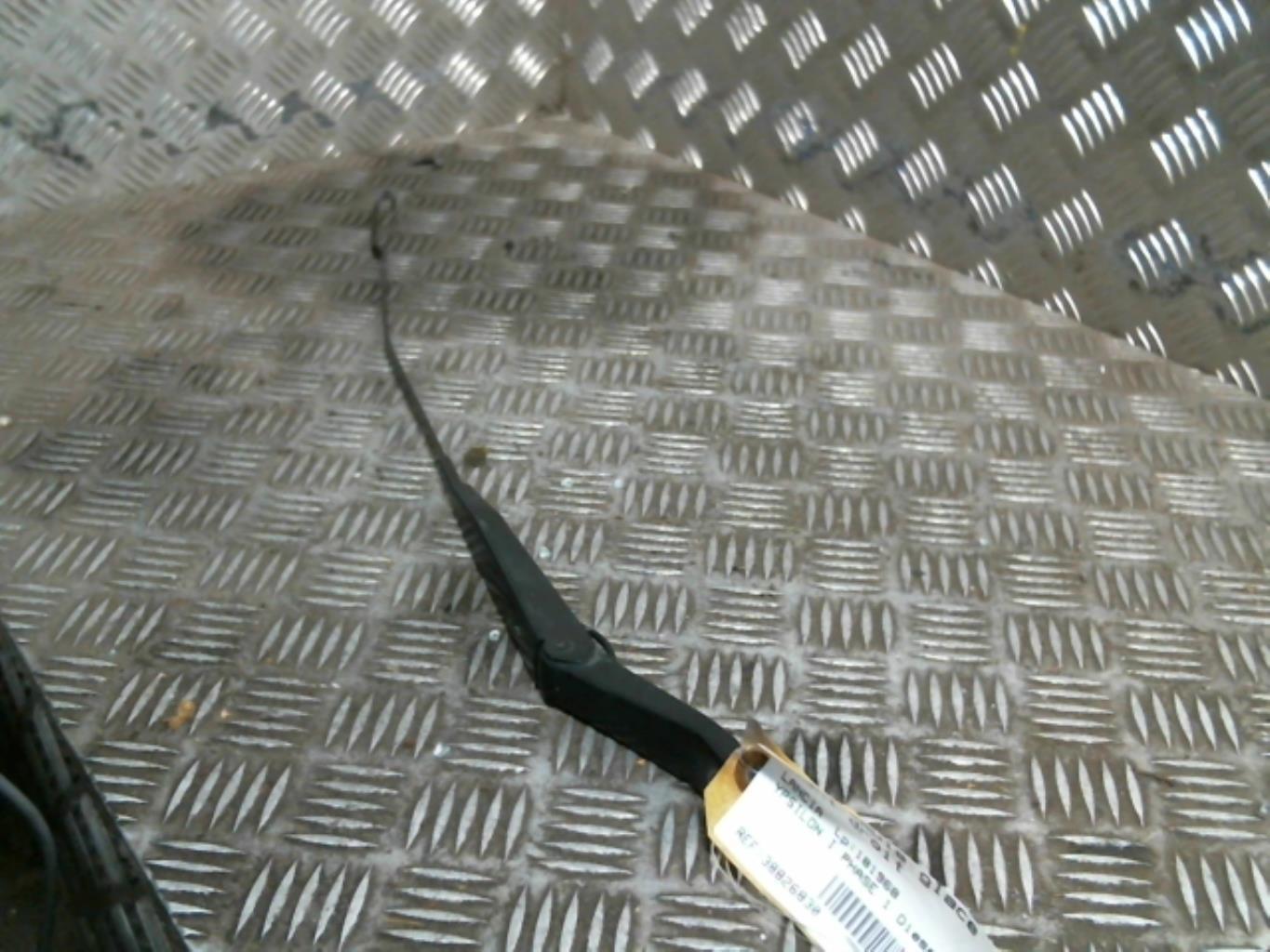 Braccio tergicristallo anteriore destro LANCIA YPSILON 4 PHASE 1 Diésel - 1