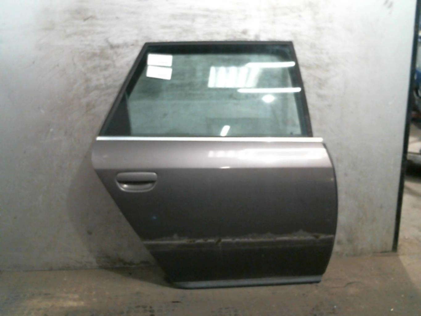 Puerta trasera derecha AUDI A6 2 AVANT PHASE 1 BREAK Diésel - 1