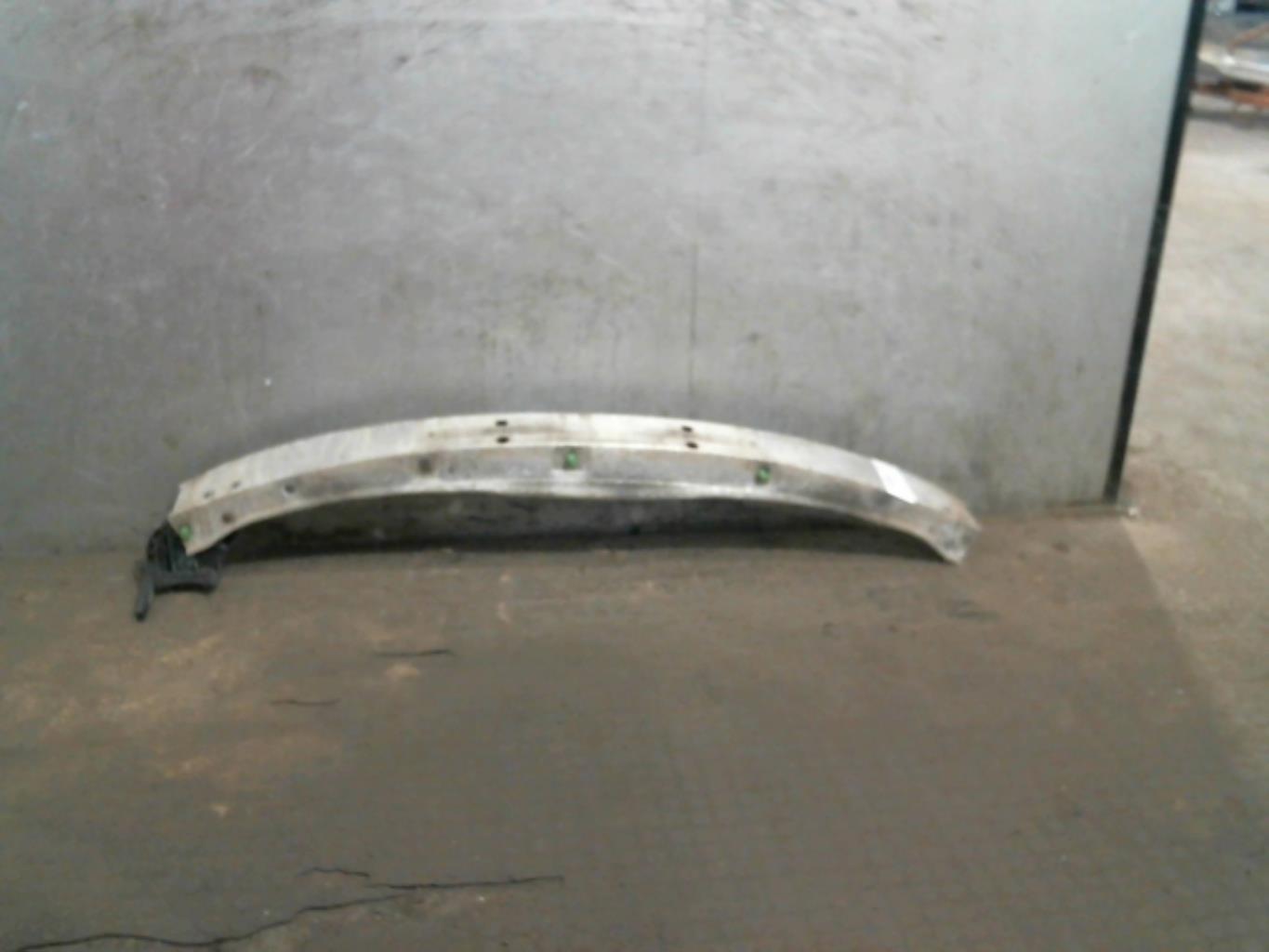 Traversa rinforzo paraurti anteriore AUDI A6 2 AVANT PHASE 1 BREAK Diésel - 1
