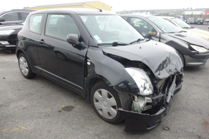 Volant SUZUKI SWIFT 3 Diesel - 1