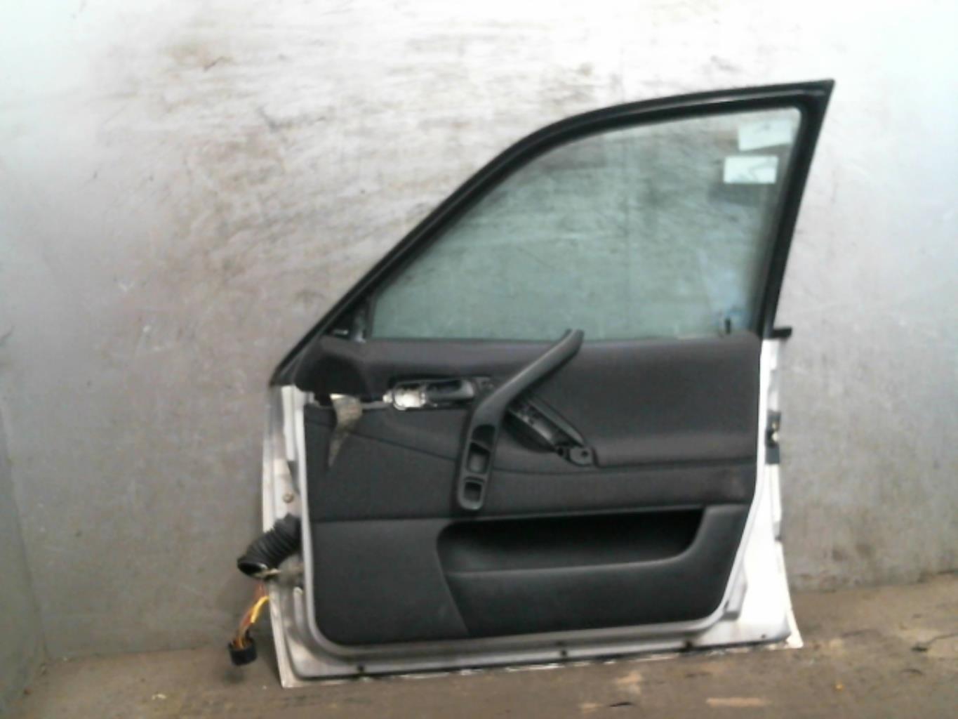 Portiera anteriore destra VOLKSWAGEN PASSAT 3 PHASE 2 Gasolina - 1