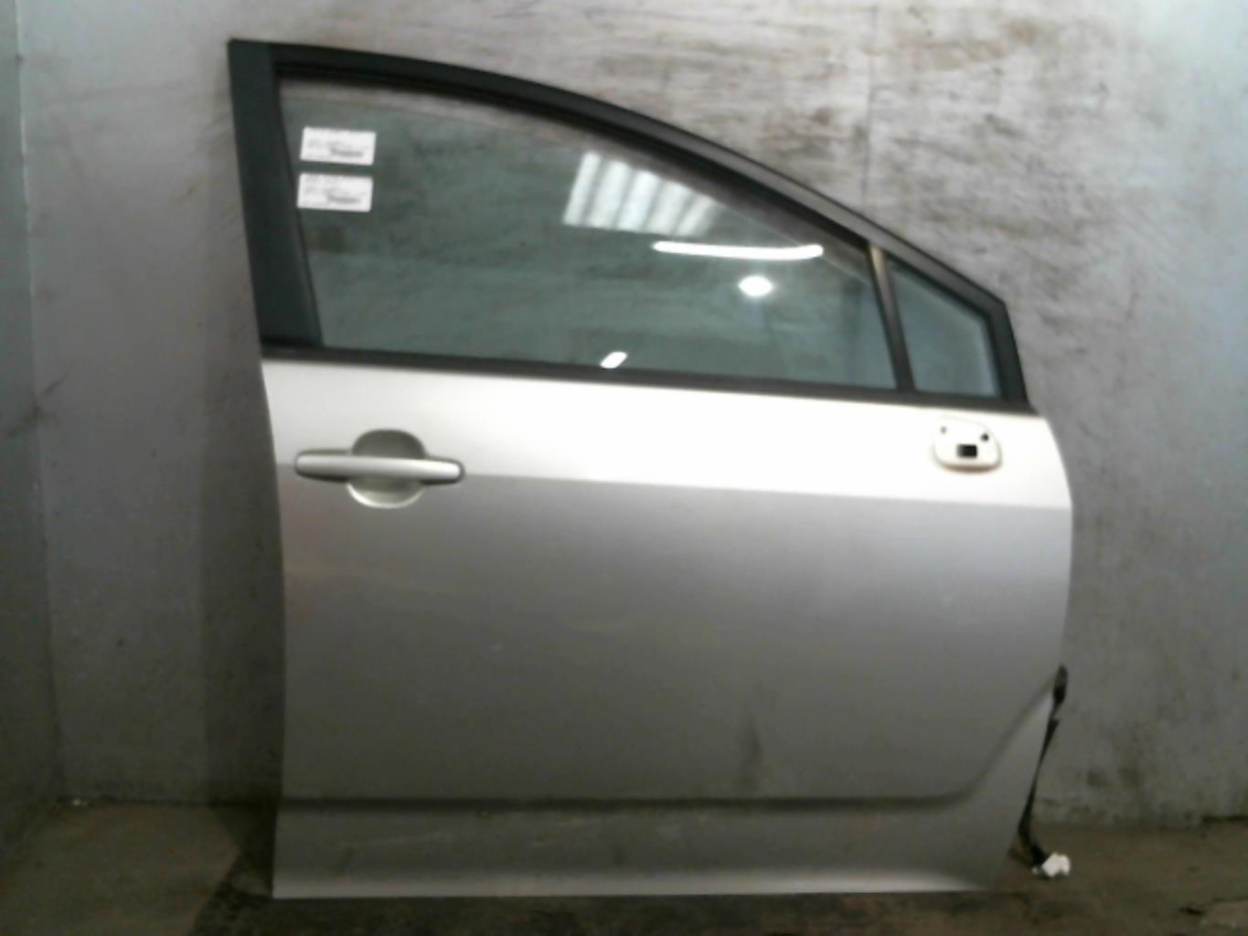 Portiera anteriore destra TOYOTA COROLLA VERSO 2 PHASE 1 Diésel - 1