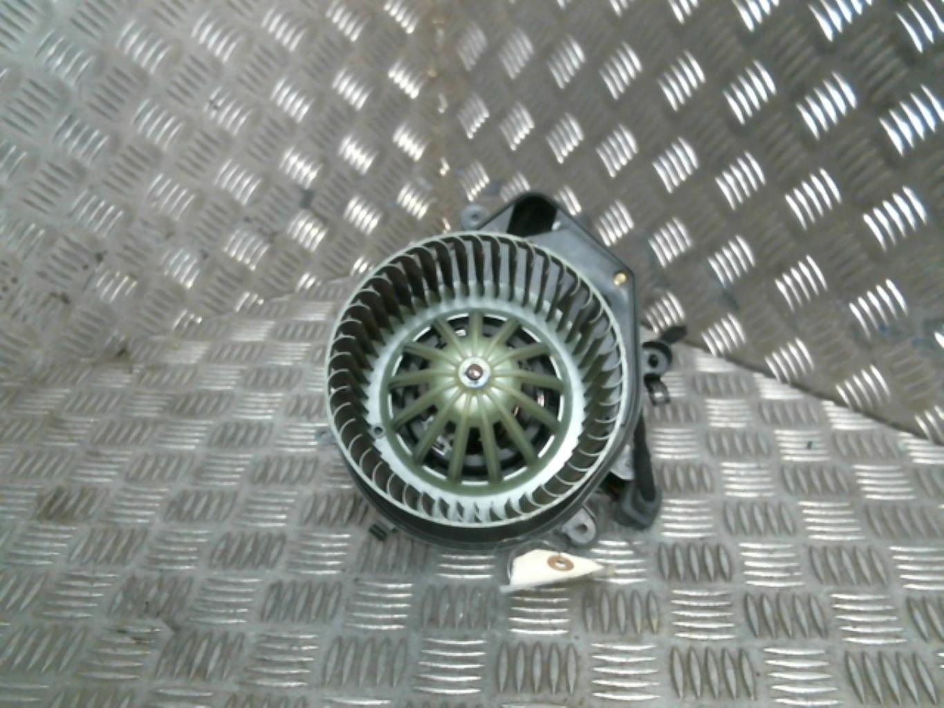 Pulseur d'air VOLKSWAGEN PASSAT 4 PHASE 2 Diesel - 1