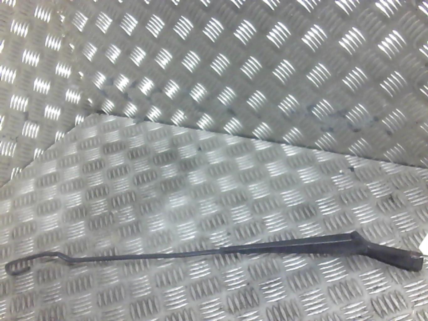 Braccio tergicristallo anteriore destro VOLKSWAGEN GOLF 3 Diésel - 1