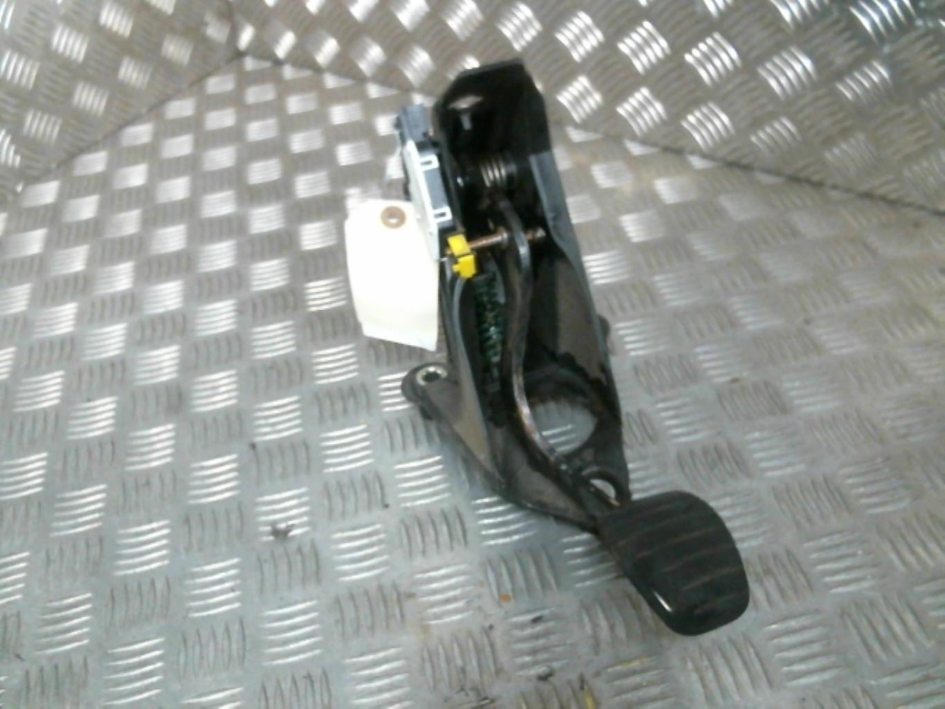 Pedale d'embrayage RENAULT VEL SATIS PHASE 2 Diesel - 1
